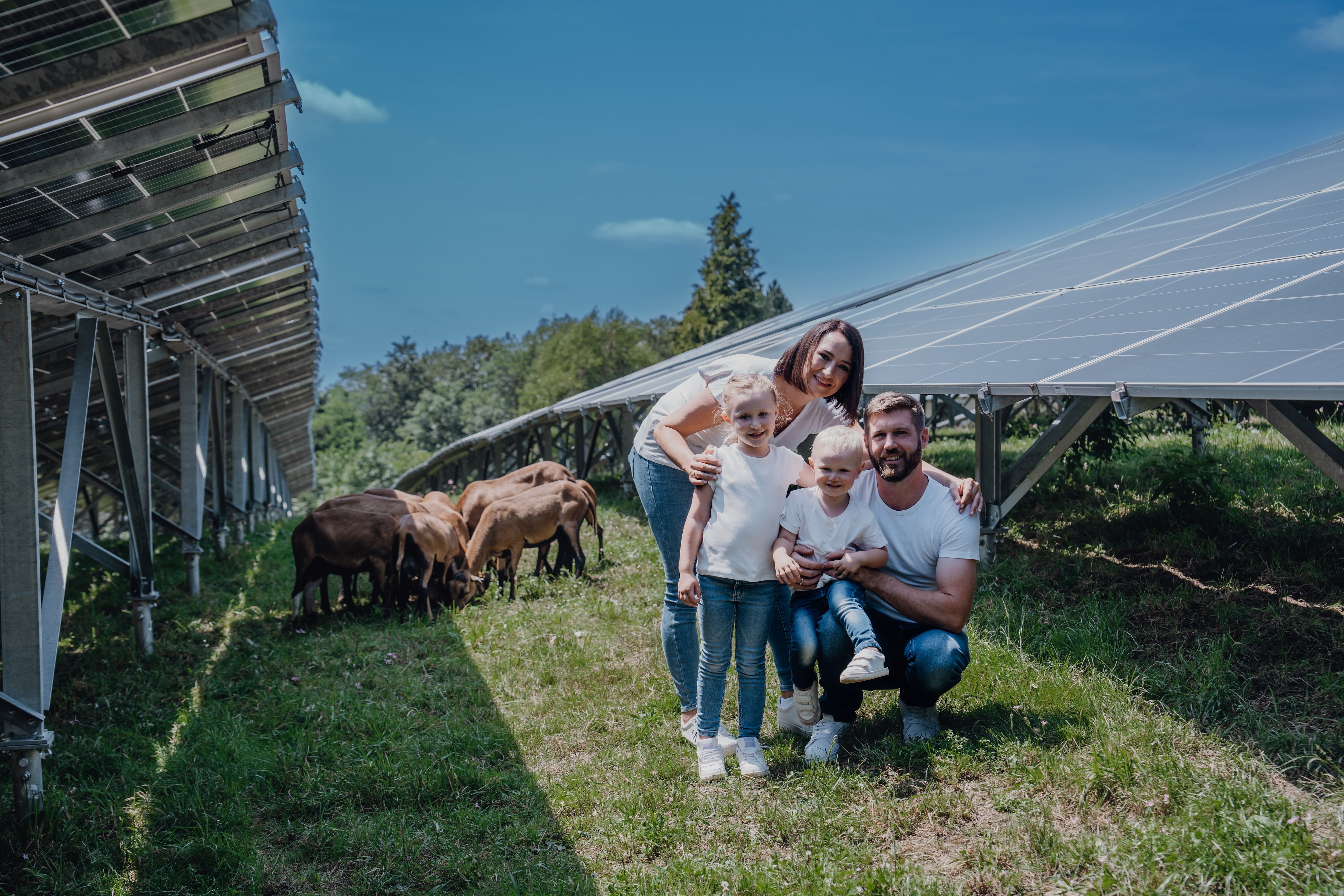 Daniel Führer und seine Familie aus Oberösterreich. Mitglied und Stromerzeuger bei OurPower seit 2023.